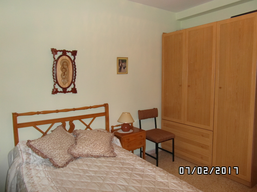 PISO 1 CON ASCENSOR EN ZONA DE COLEGIOS