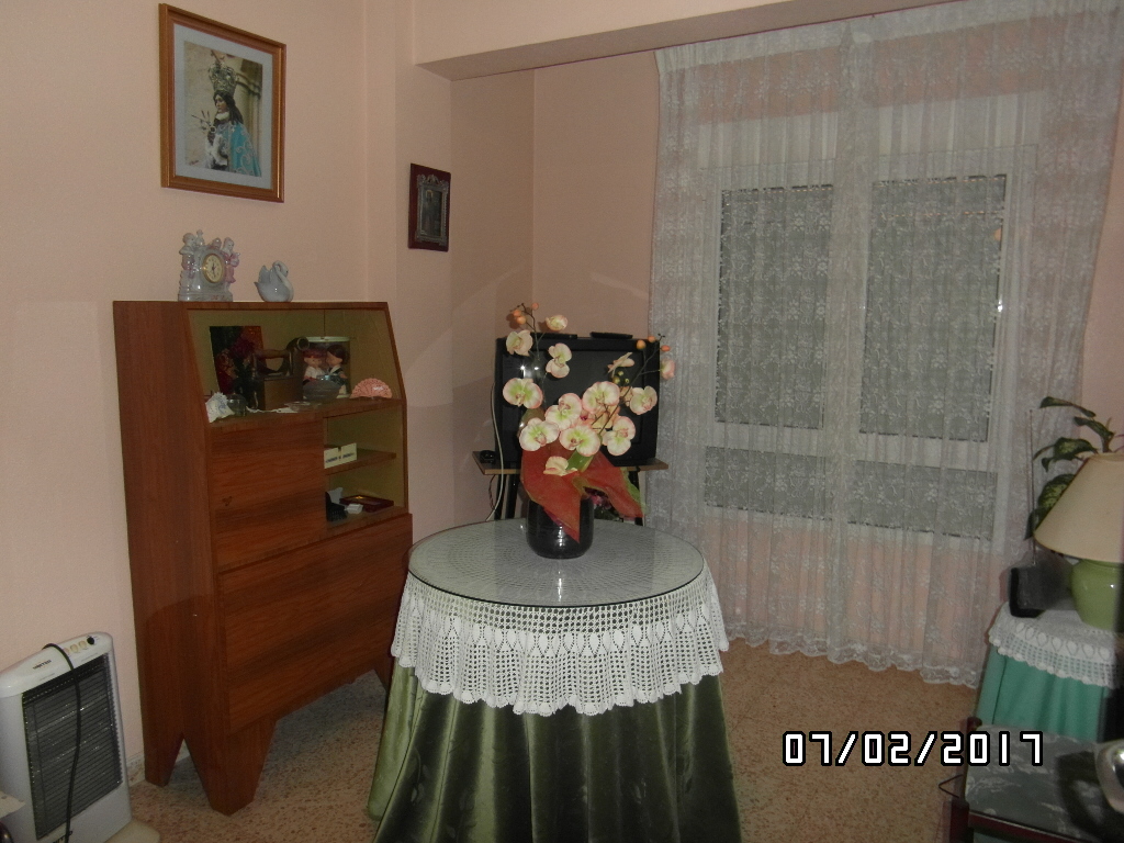 PISO 1 CON ASCENSOR EN ZONA DE COLEGIOS