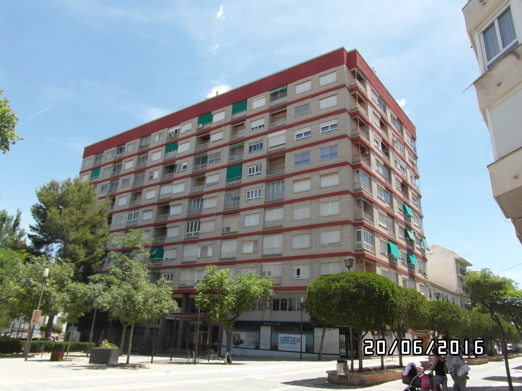 PISO 1º EN EDIFICIO PARQUE