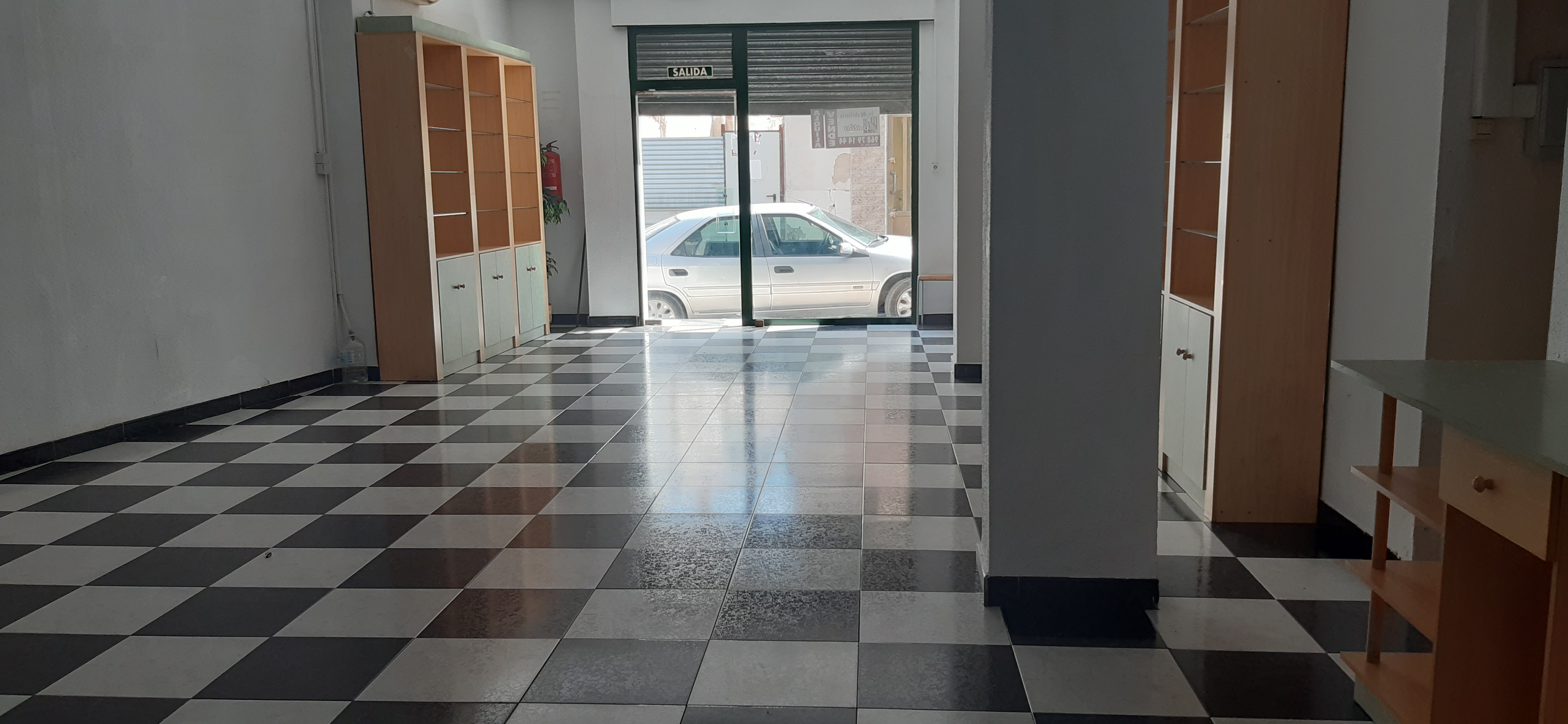 BAJO COMERCIAL CENTRICO Y EN YECLA