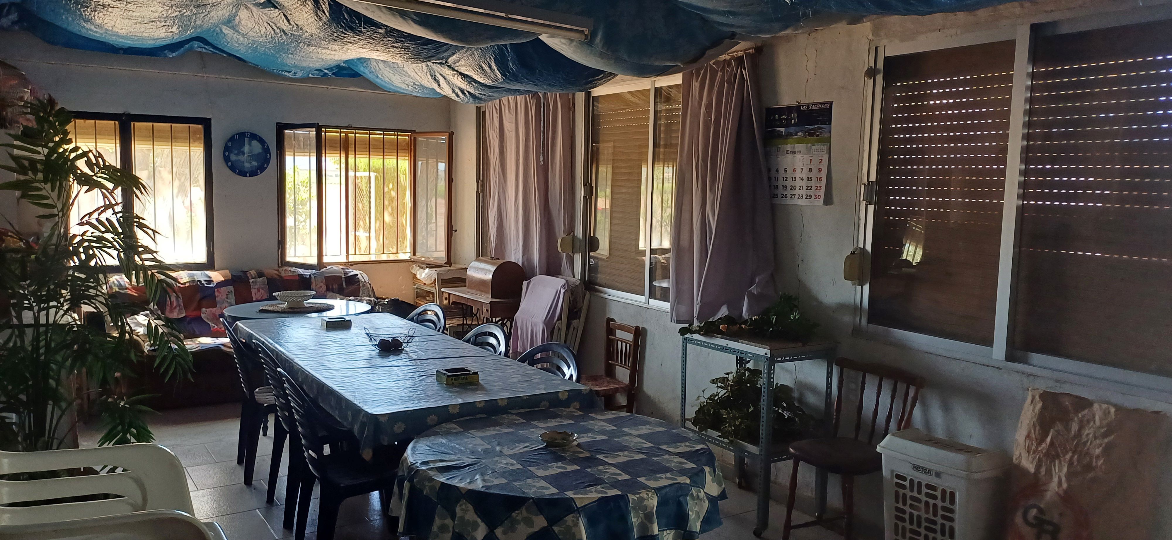 CHALET EN EL TERMINO DE YECLA