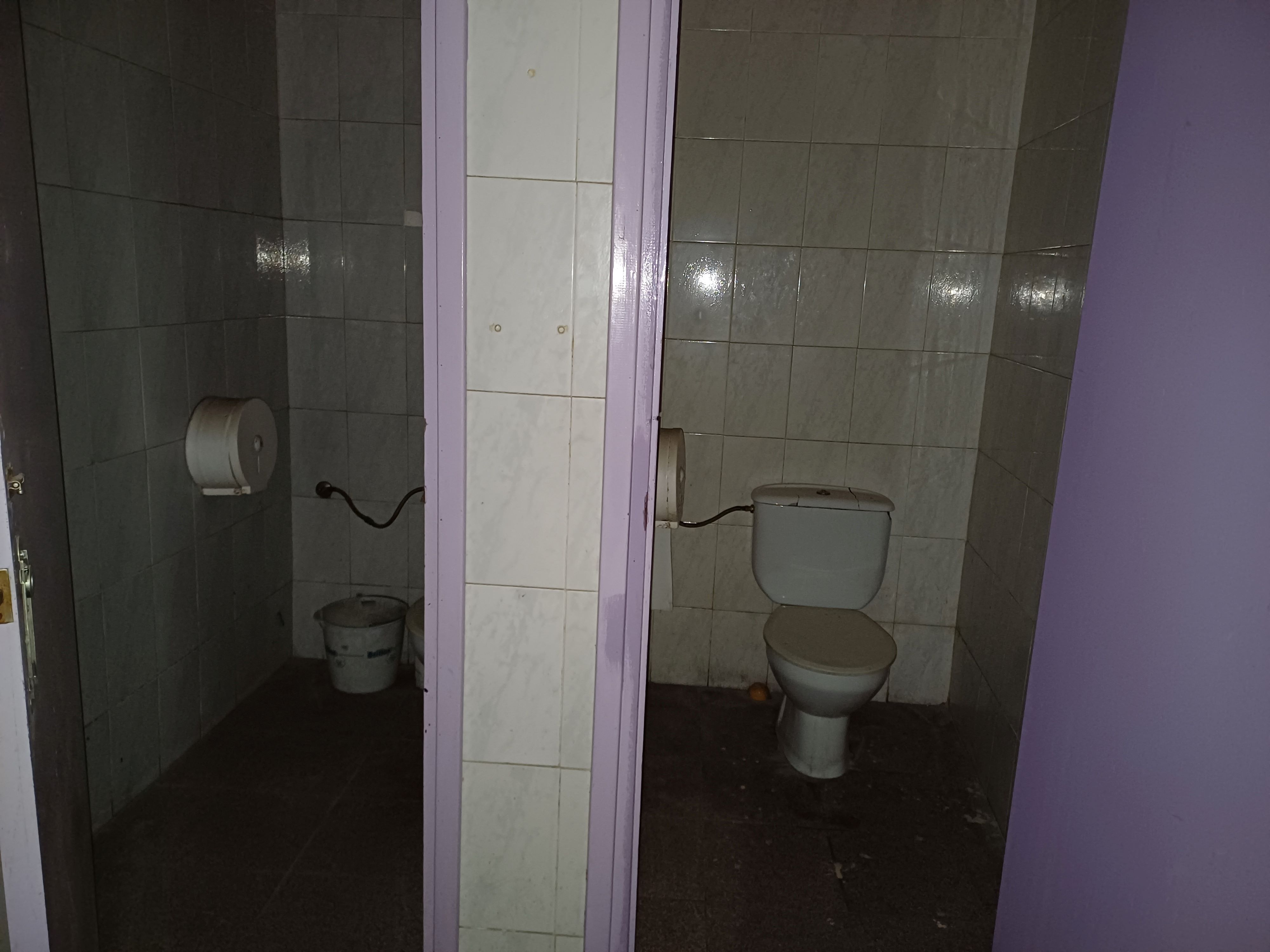 LOCAL COMERCIAL CENTRICO EN ESQUINA Y EN YECLA