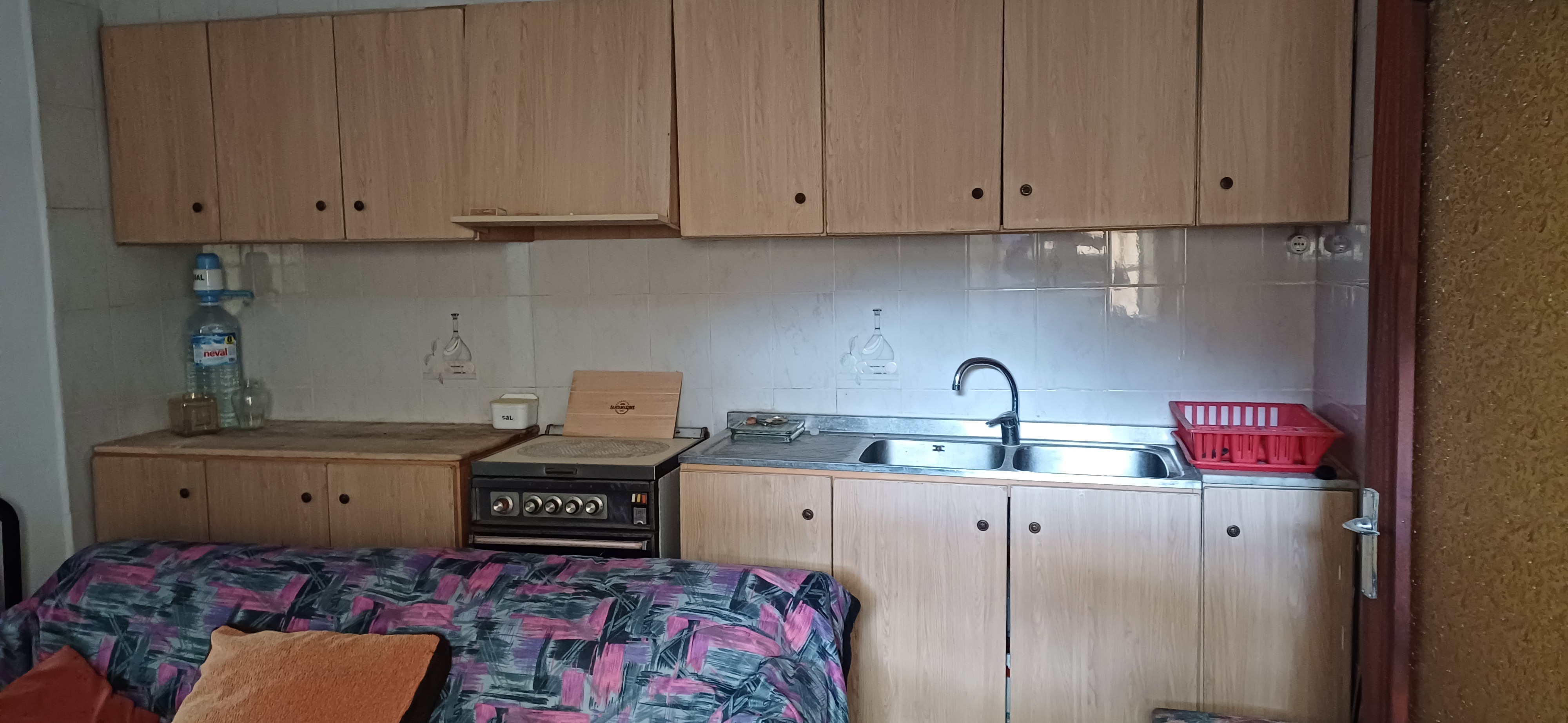 CHALET CON AGUA Y LUZ EN YECLA