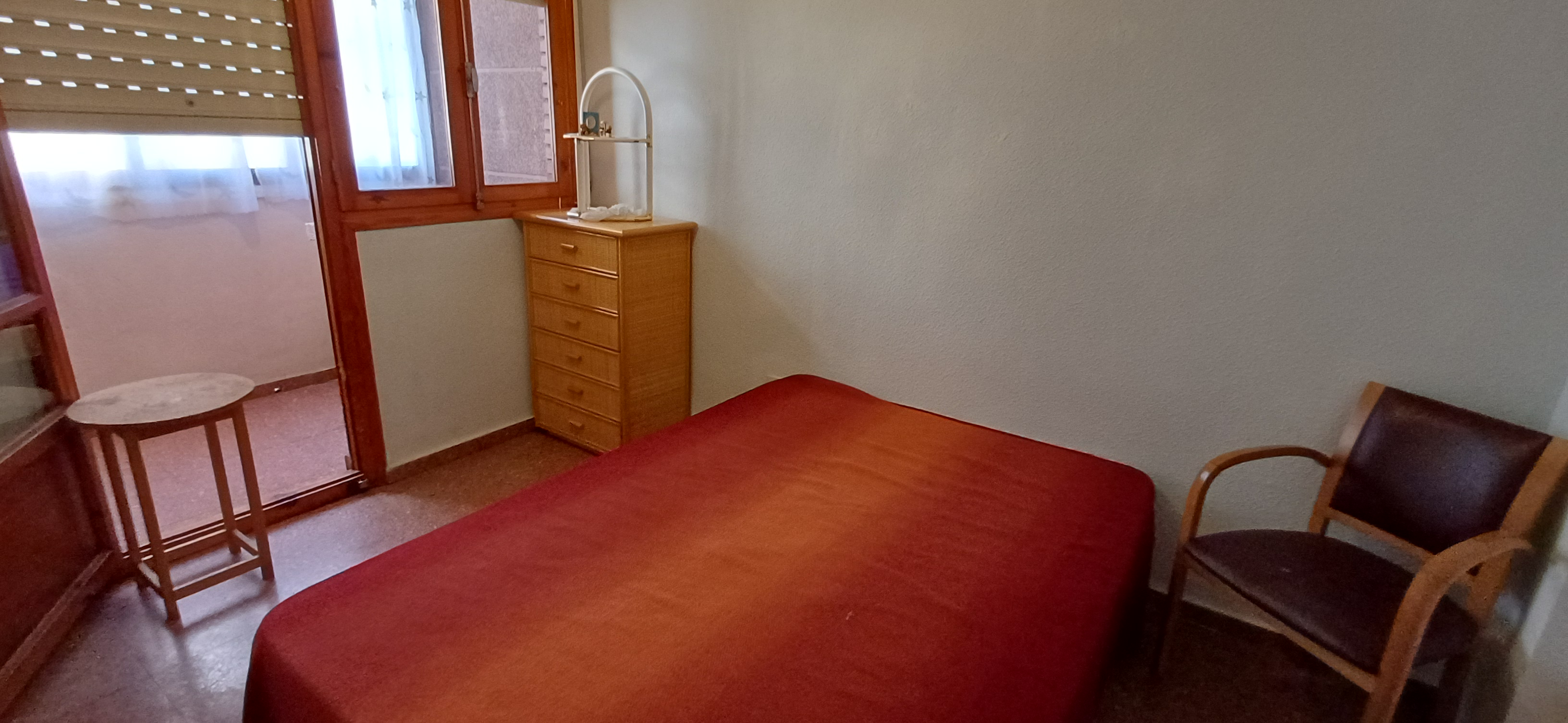 PISO CON ASCENSOR CERCA DEL HOSPITAL Y EN YECLA