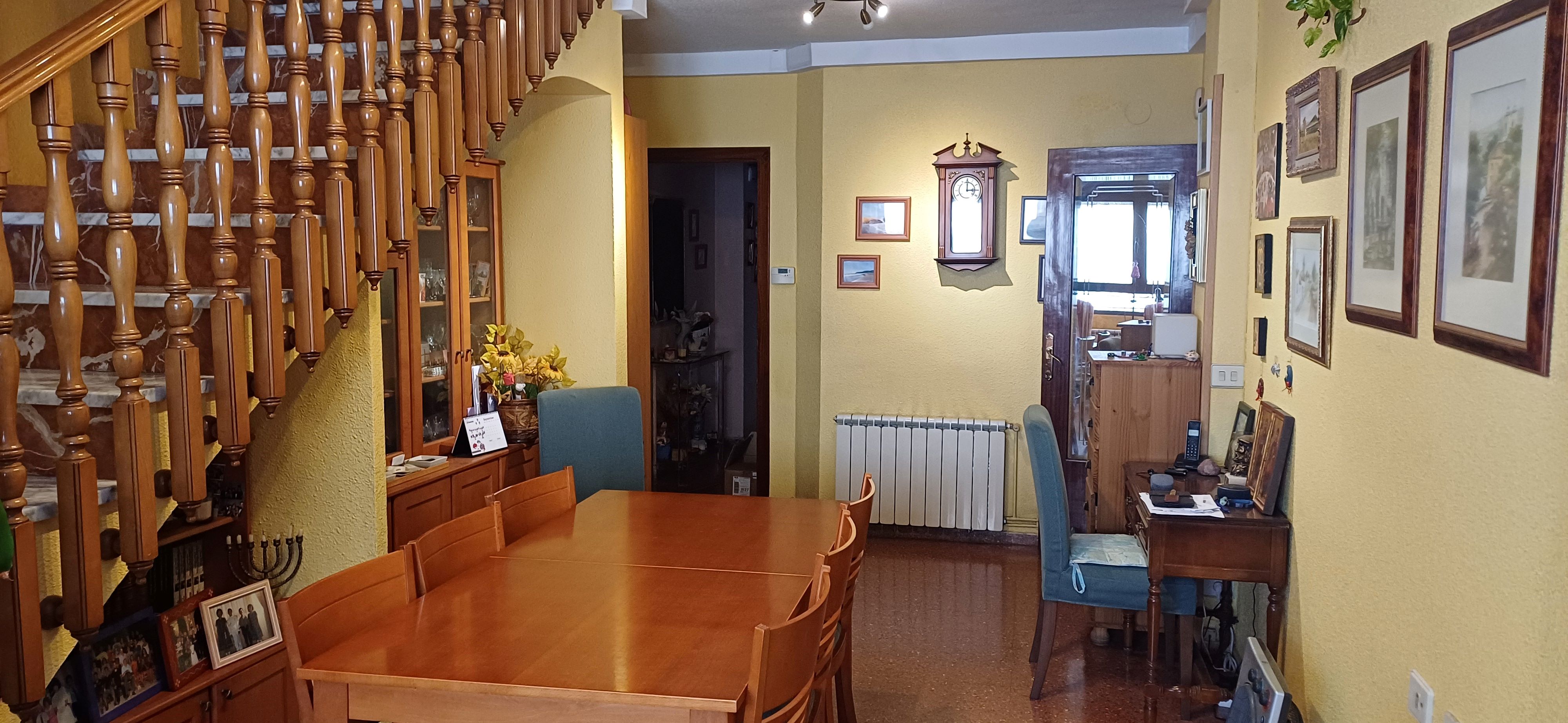 PISO TIPO DUPLEX CON GARAJE CENTRICO Y EN YECLA