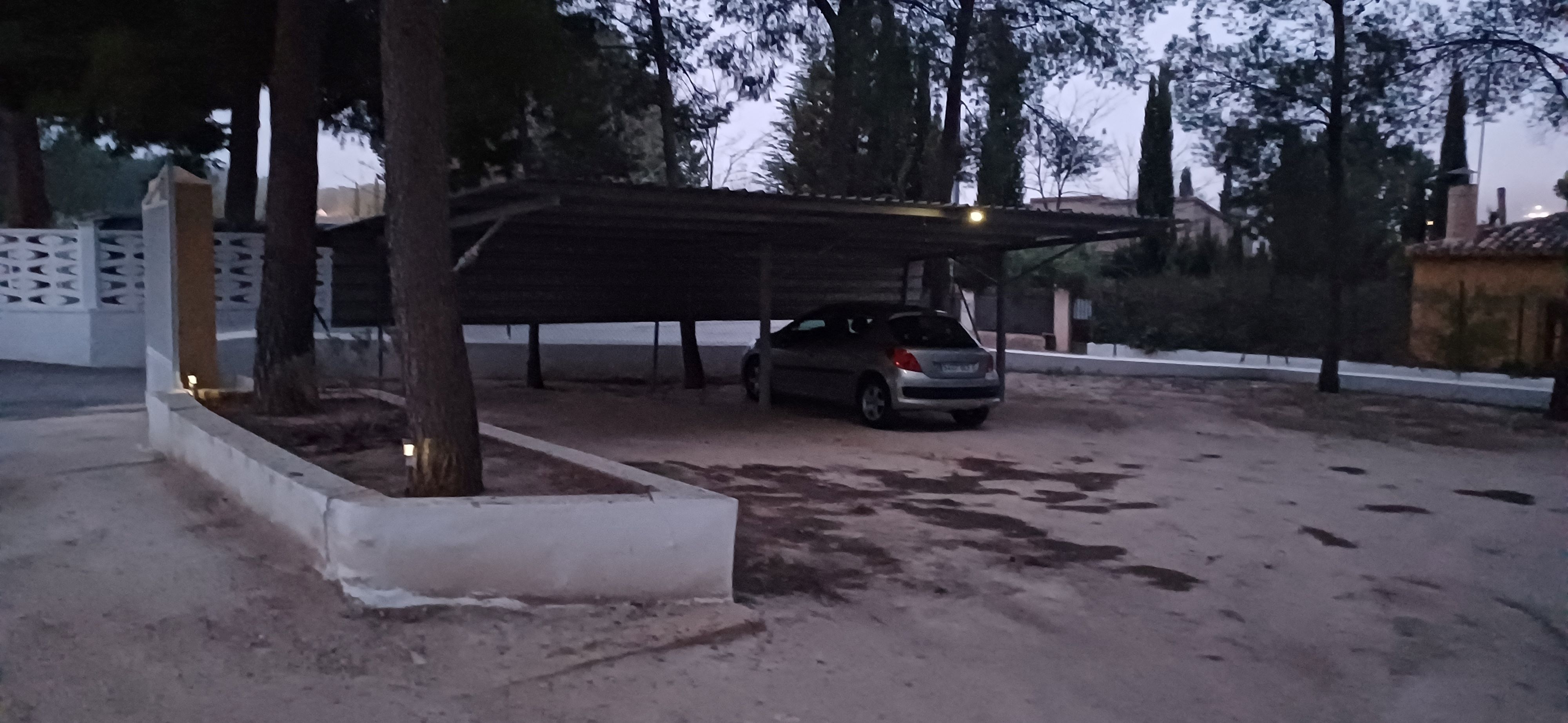 CHALET PARA VIVIR TODO EL AÑO Y MUY CERCA DE YECLA