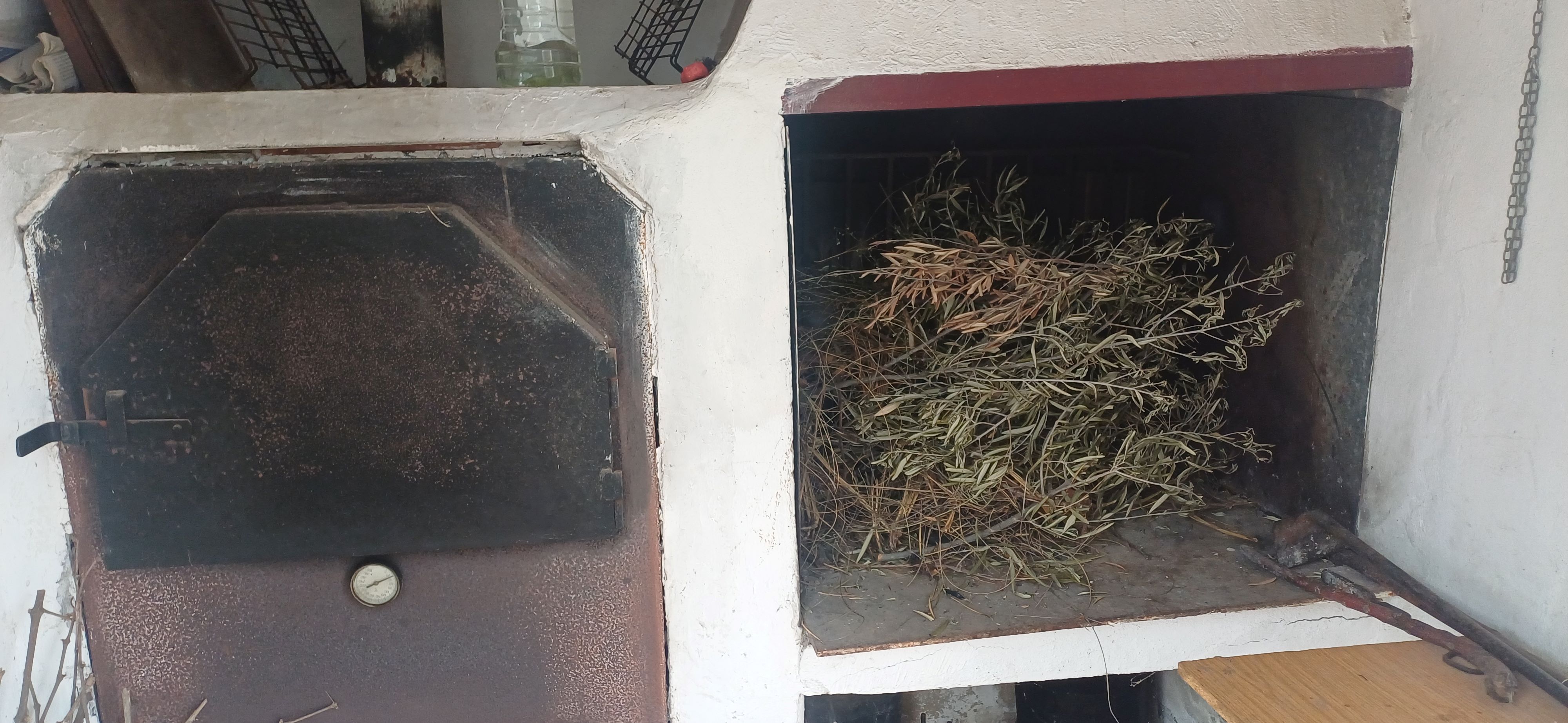 CHALET AMUEBLADO CERCA PARA VIVIR Y DE YECLA 