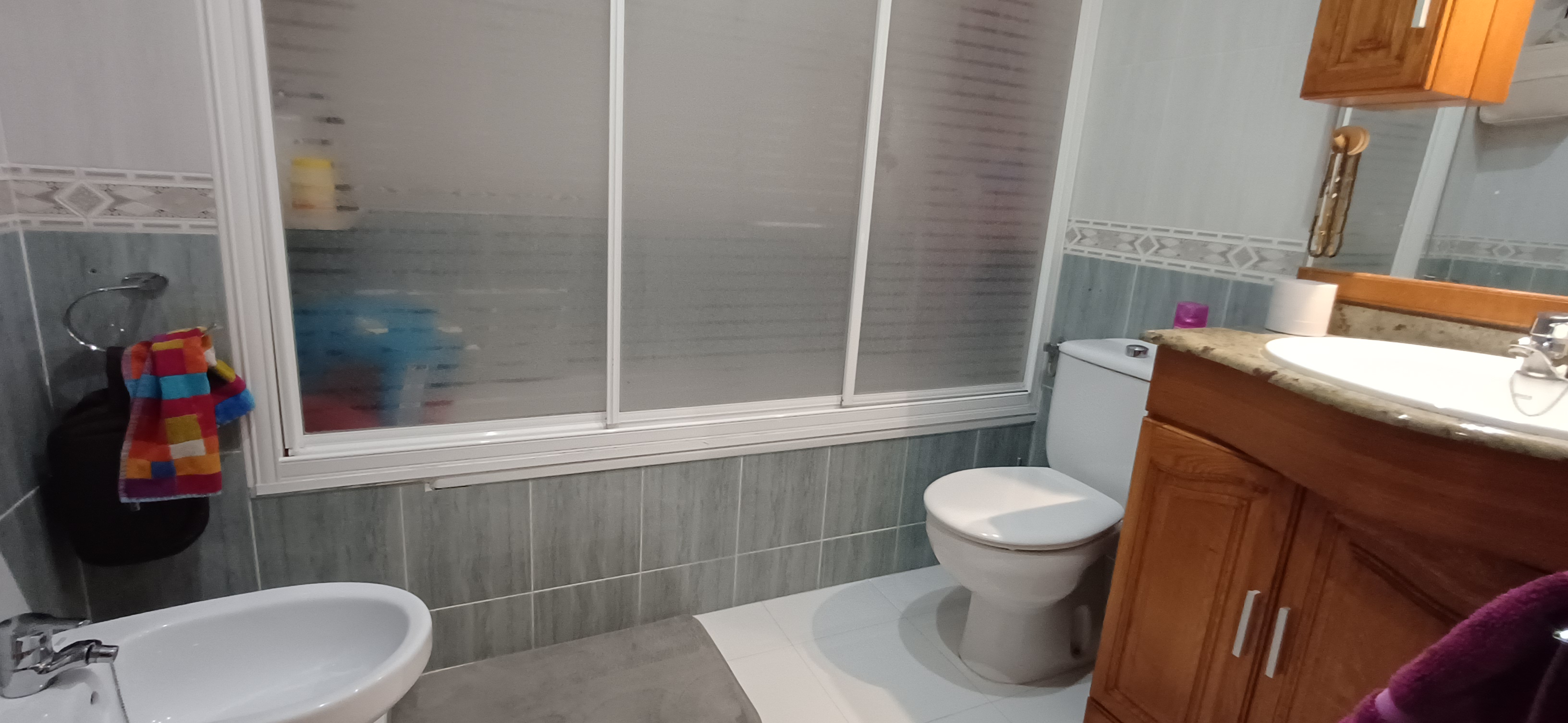 CASA DUPLEX EN UNA PLAZA CON 2 GARAJES Y EN YECLA
