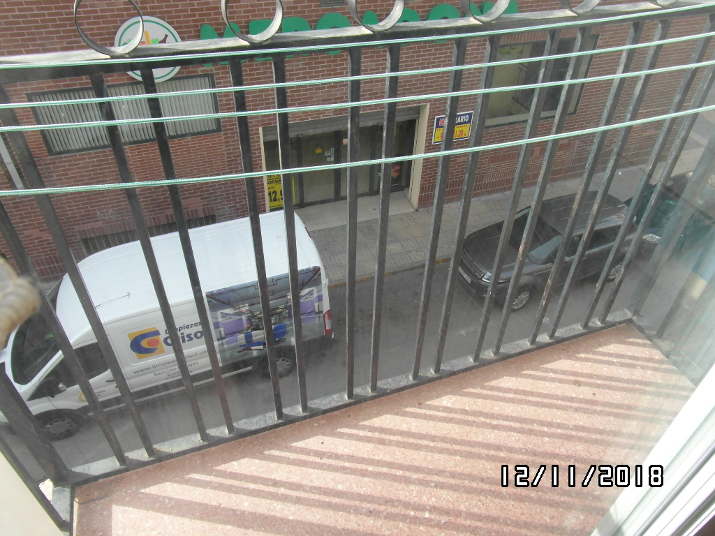 PISO JUNTO AL MERCADONA EN YECLA