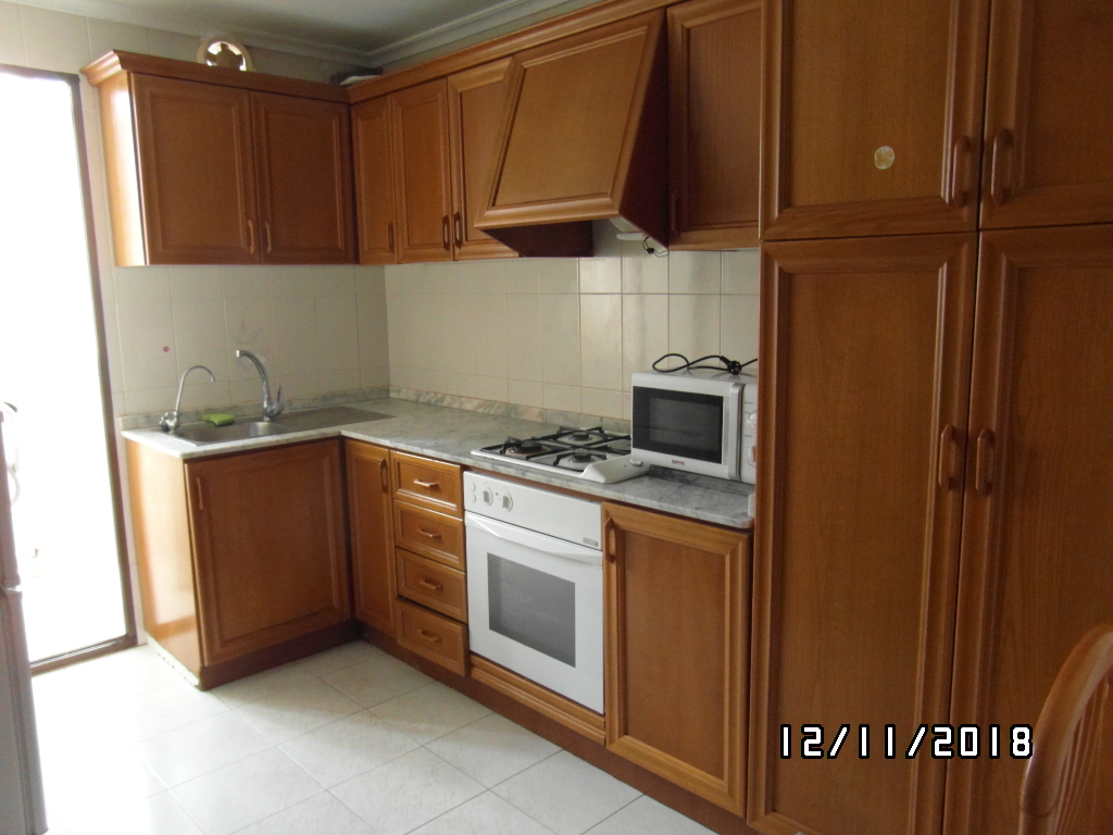 PISO JUNTO AL MERCADONA EN YECLA