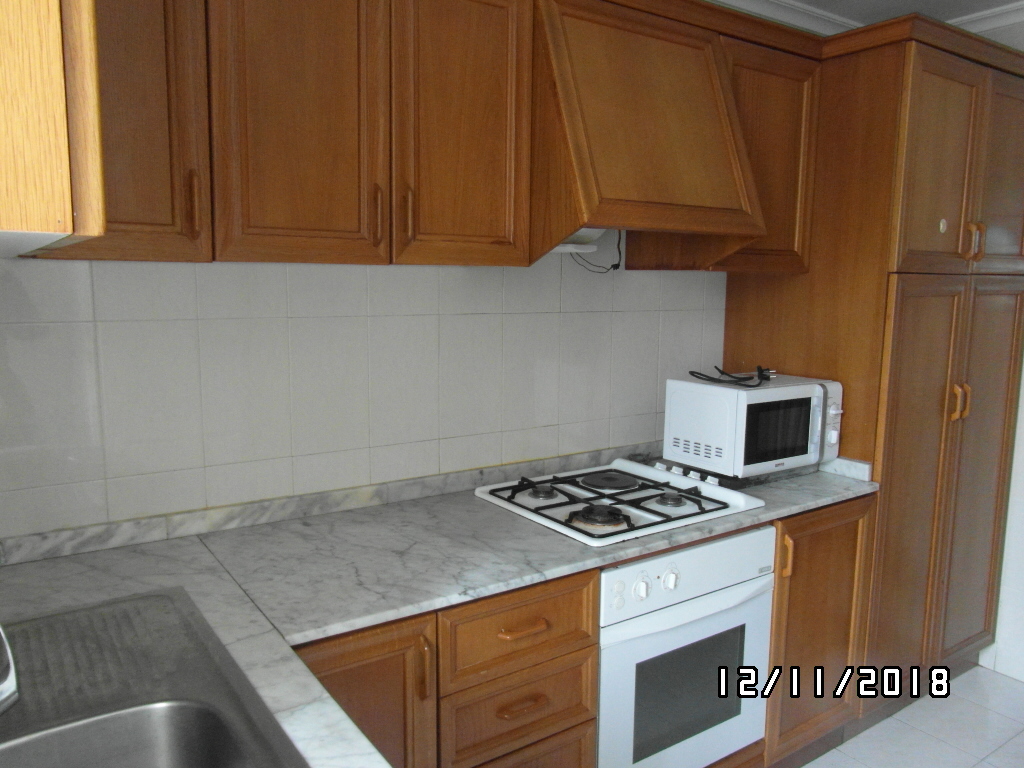 PISO JUNTO AL MERCADONA EN YECLA