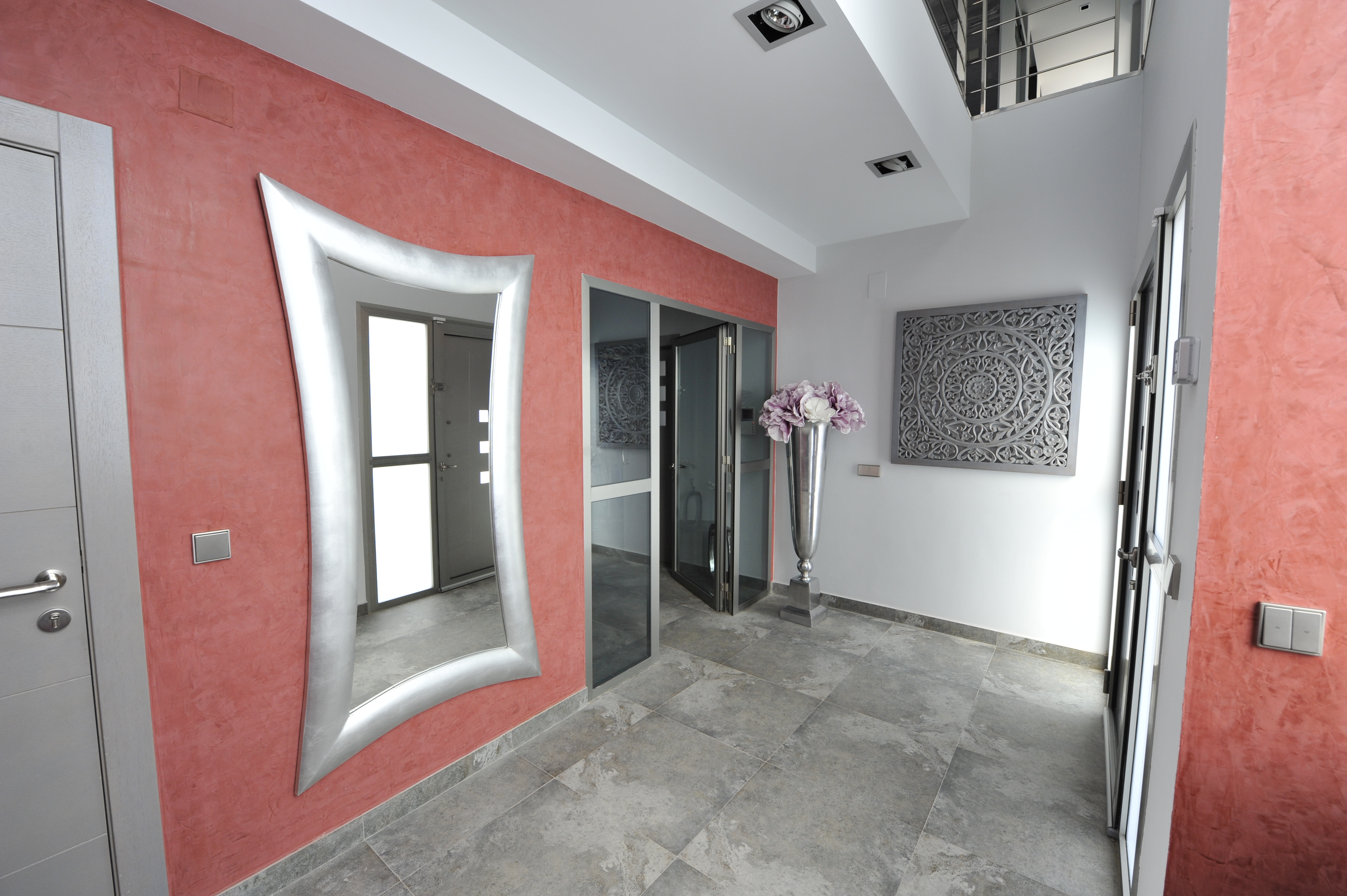 CHALET PARA VIVIR TODO EL AÑO Y EN YECLA