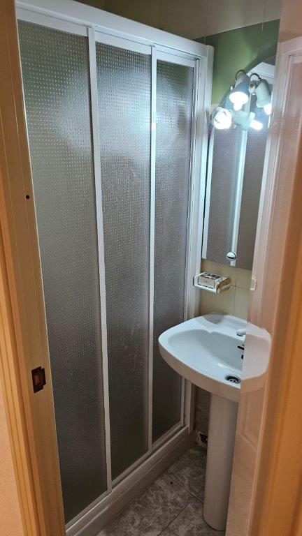 PISO CON ASCENSOR CON MUCHA LUZ CERCA DEL MERCADONA Y EN YECLA