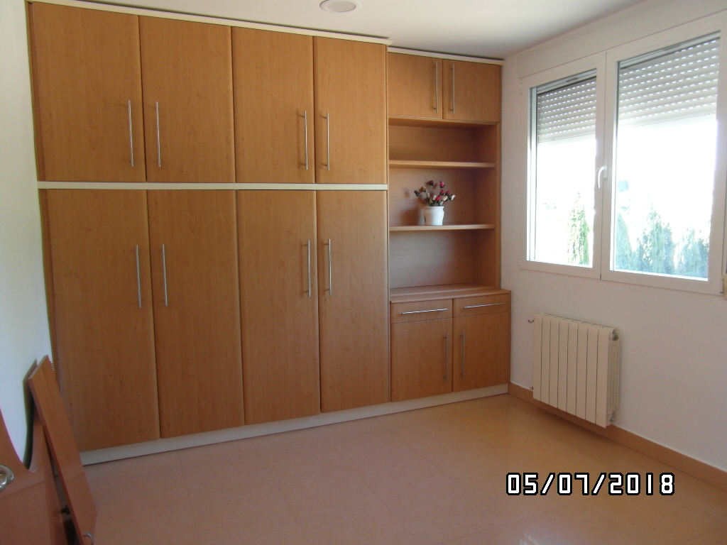 CHALET A 1 KM DE YECLA