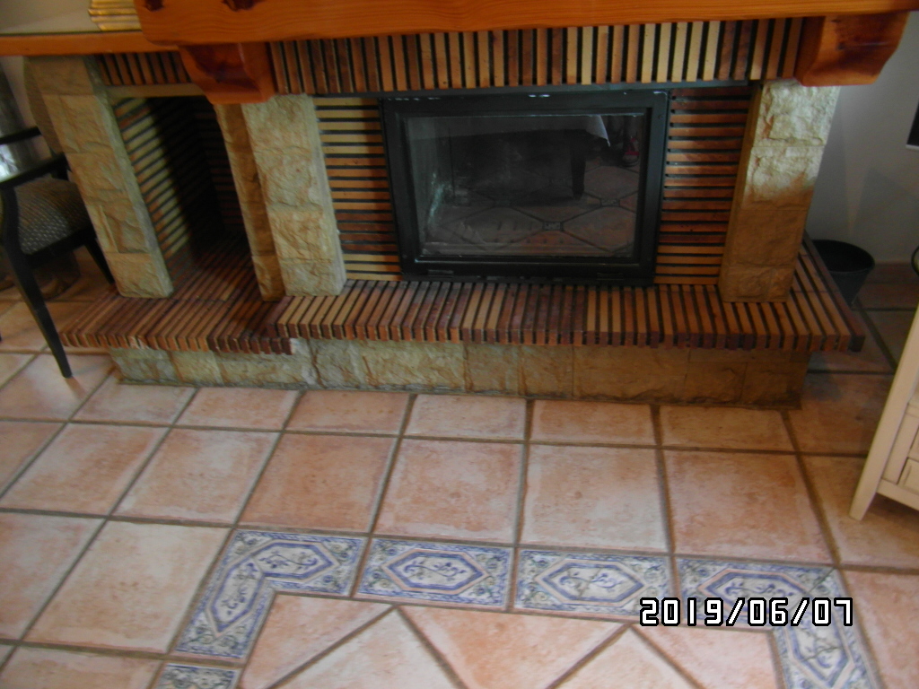 CHALET A SOLO 1 KM DE YECLA