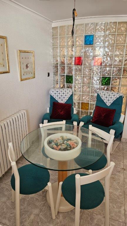 PISO CON ASCENSOR CON MUCHA LUZ CERCA DEL MERCADONA Y EN YECLA