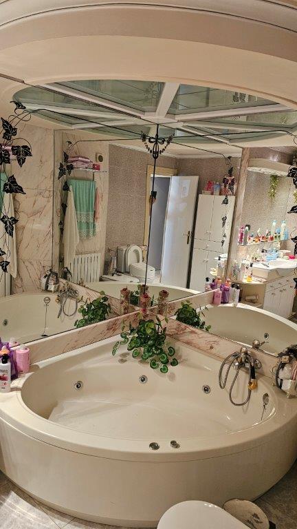 PISO CON ASCENSOR CON MUCHA LUZ CERCA DEL MERCADONA Y EN YECLA