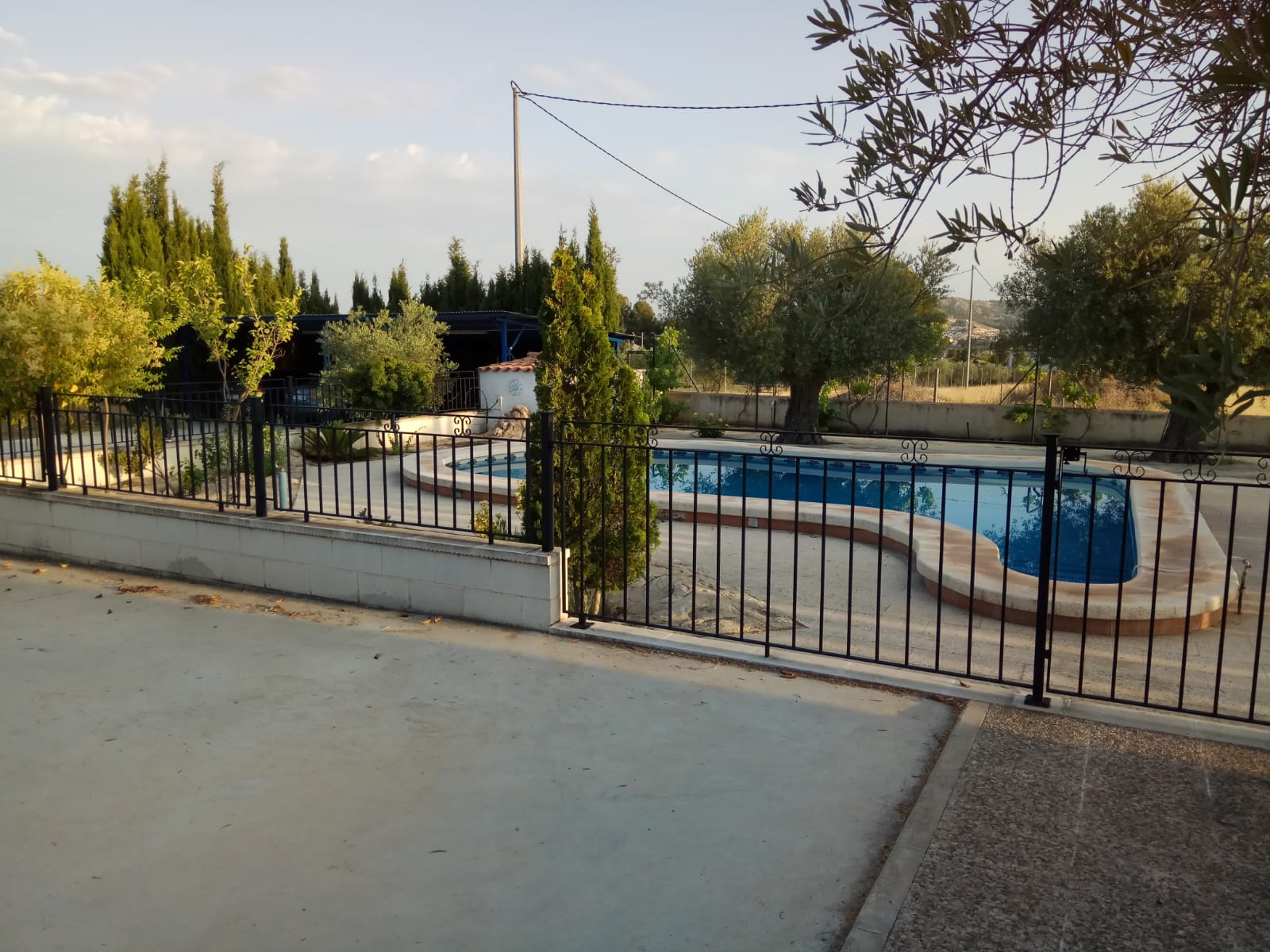 CHALET CERCA PARA VIVIR TODO EL AÑO EN YECLA