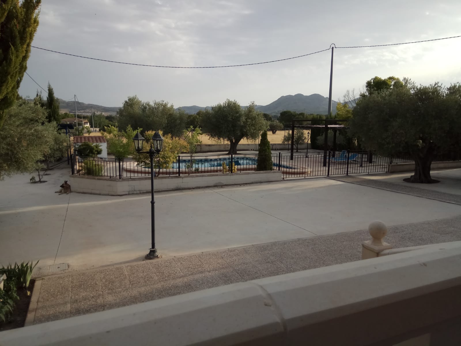 CHALET CERCA PARA VIVIR TODO EL AÑO EN YECLA