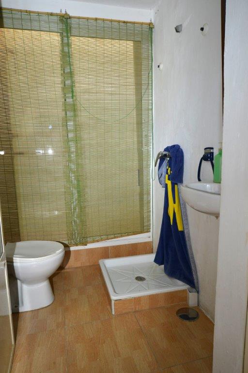 BAJO COMERCIAL DE 77 METROS CON REFORMAS Y EN YECLA