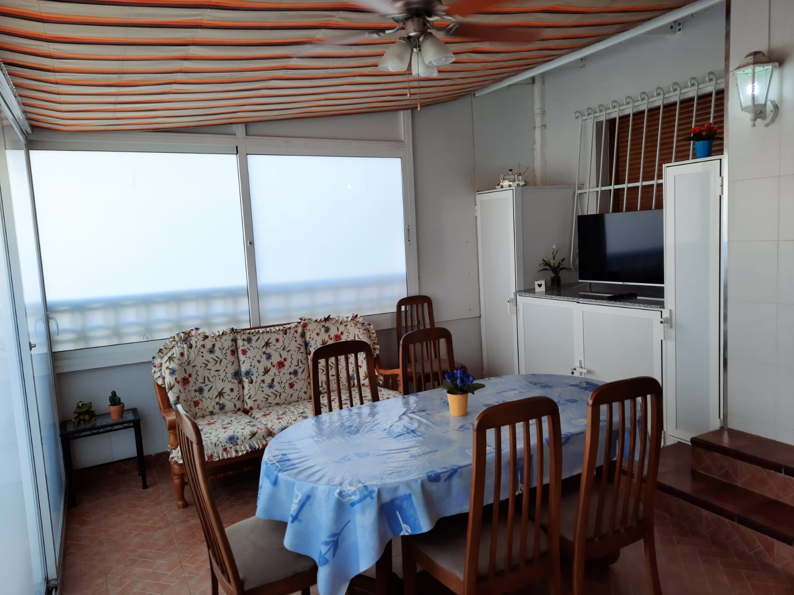 DUPLEX ADOSADO EN PLAYA LISA MUY CERCA DEL MAR Y EN SANTA POLA ALICANTE