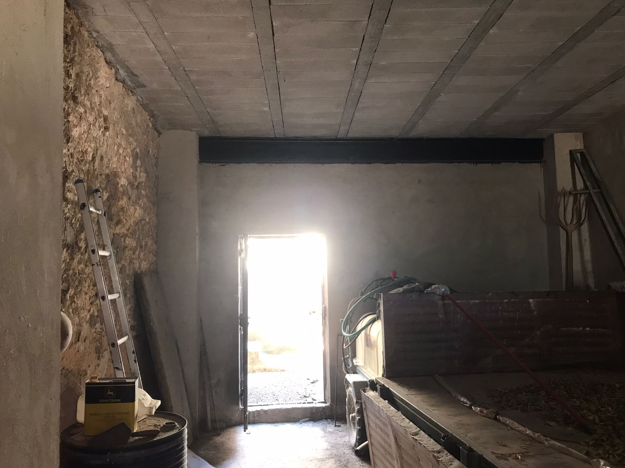 CASA DE CAMPO ADOSADA DE 103 MTS. EN YECLA