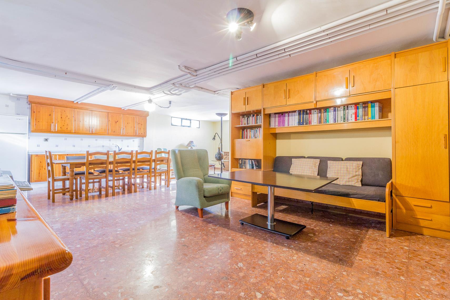 CHALET A 2 KM DE YECLA