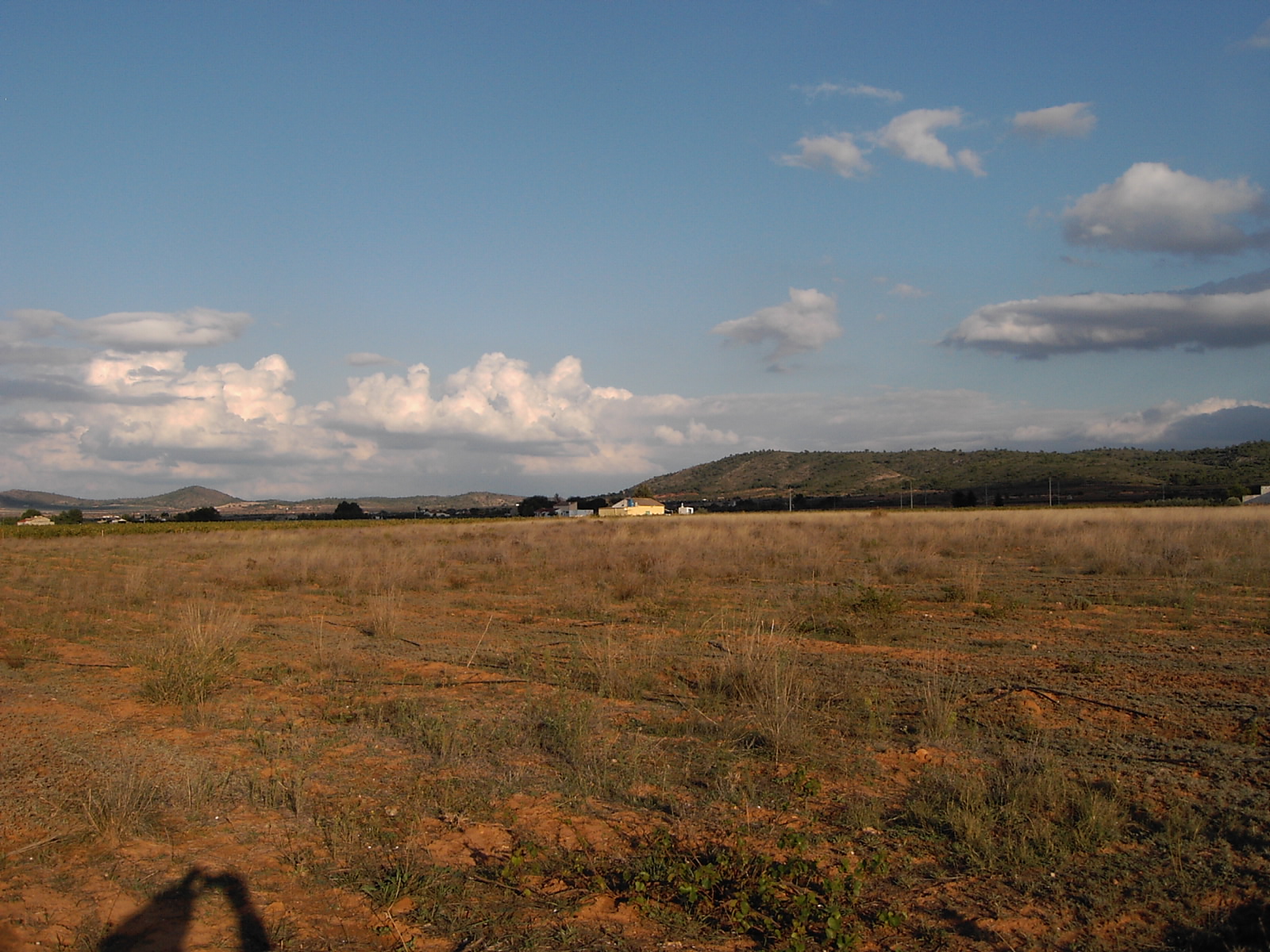 CHALET CON CASA DE CAMPO VIEJA