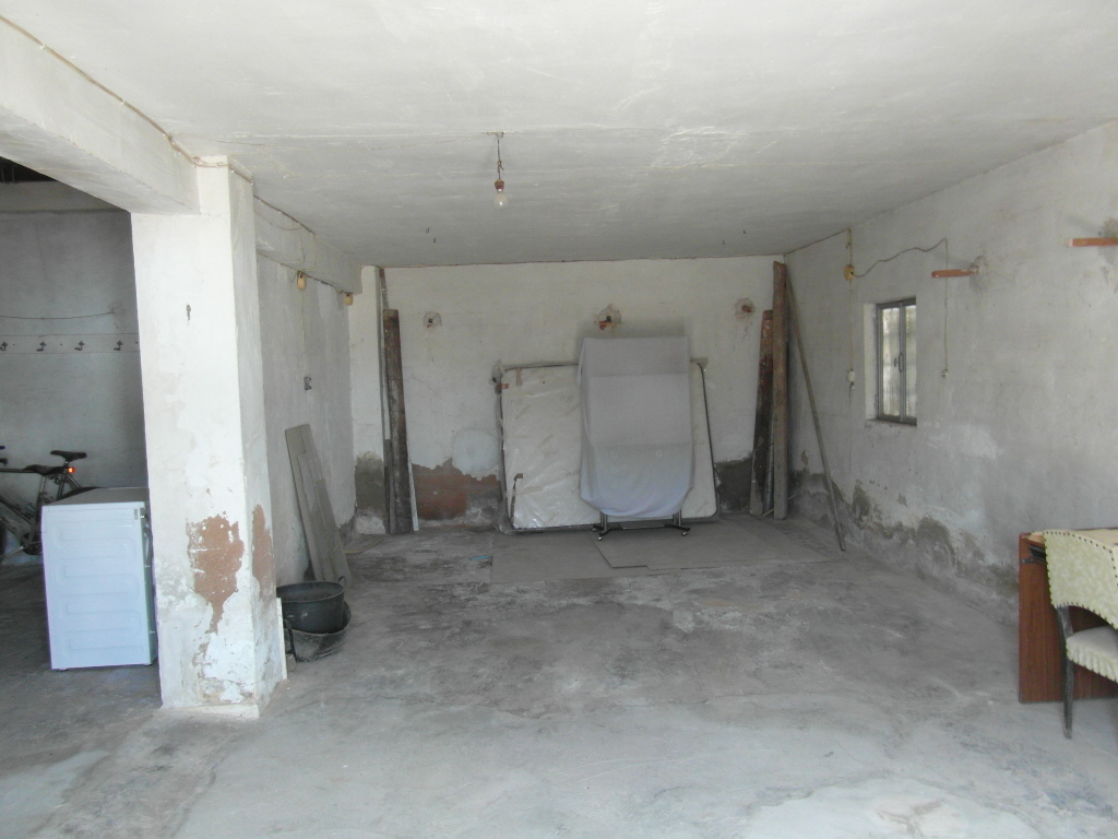 CHALET URBANO EN ZONA MUY TRANQUILA DE YECLA