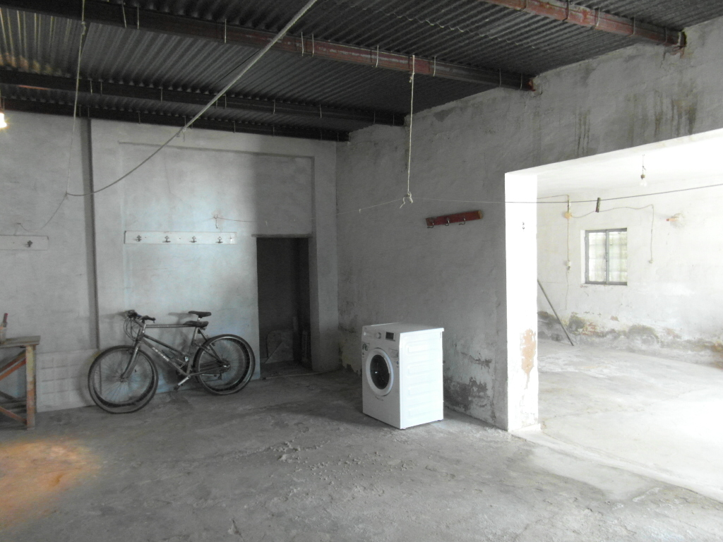 CHALET URBANO EN ZONA MUY TRANQUILA DE YECLA