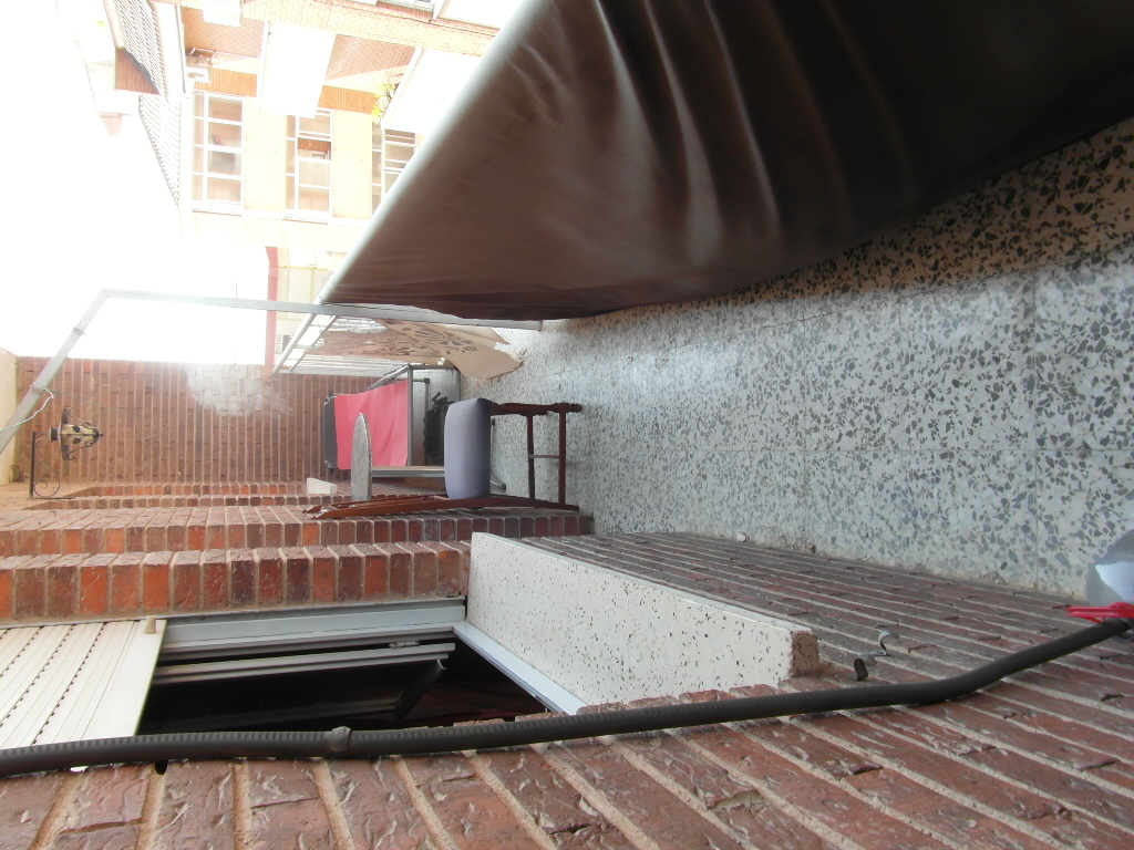 PISO CON REFORMAS BALCON GRANDE Y EN YECLA