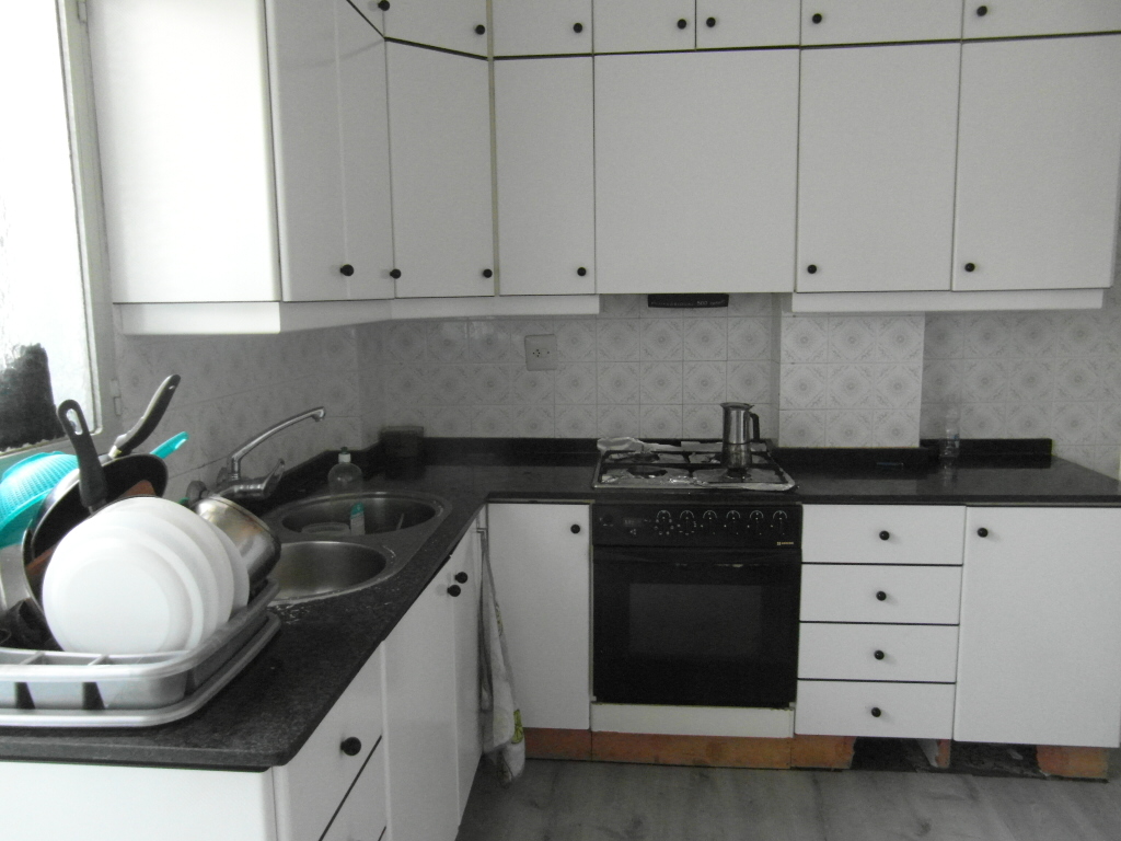PISO CON REFORMAS BALCON GRANDE Y EN YECLA
