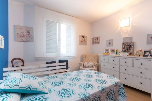 CASA TRIPLEX EN URBANIZACIÓN Y EN MENORCA