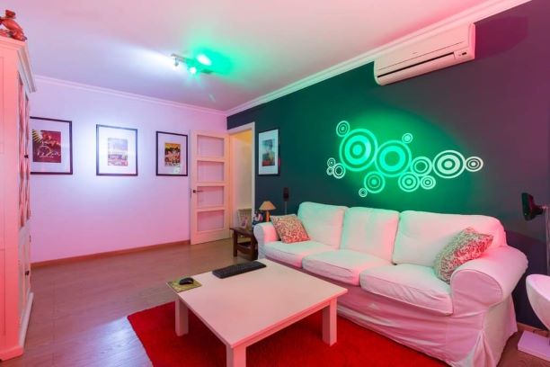 CASA TRIPLEX EN URBANIZACIÓN Y EN MENORCA