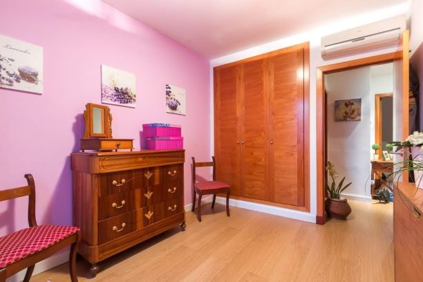 CASA TRIPLEX EN URBANIZACIÓN Y EN MENORCA