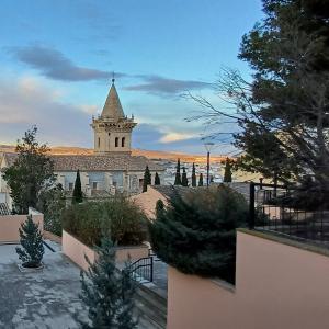 CASA PARA ACABAR DE OBRA ZONA DE LA IGLESIA VIEJA Y EN YECLA