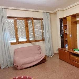 PISO CON ASCENSOR CERCA DEL HOSPITAL Y EN YECLA