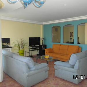 PISO GRANDE CON ASCENSOR EN EL PARQUE DE LAS PALOMAS EN EL CENTRO DE YECLA. PISO GRANDE CON ASCENSOR EN EL PARQUE DE LAS PALOMAS EN EL CENTRO DE YECLA.