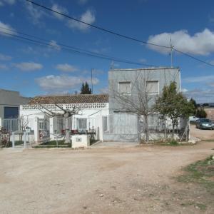 CHALET URBANO EN ZONA MUY TRANQUILA DE YECLA