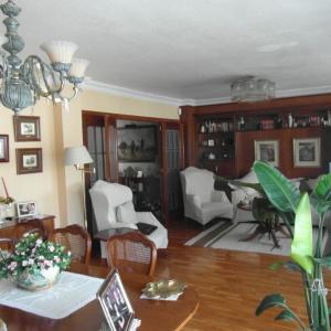 PISO MUY CENTRICO CALLE COLON Y EN YECLA PISO MUY CENTRICO CALLE COLON Y EN YECLA