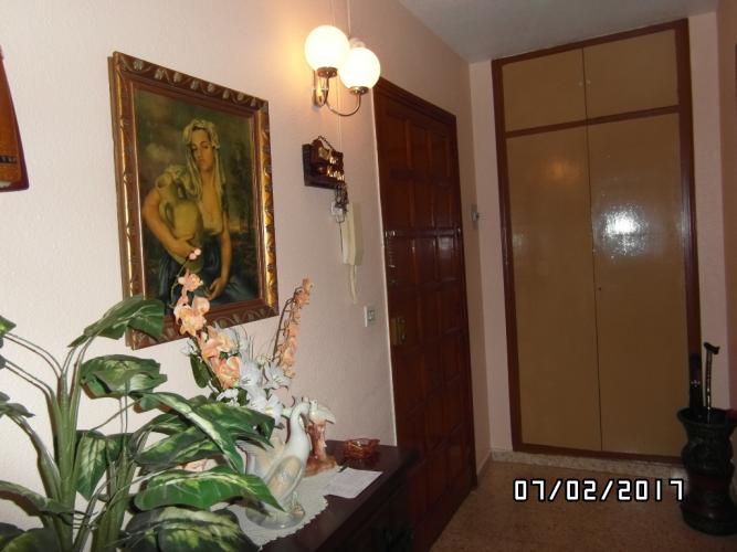 PISO 1 CON ASCENSOR EN ZONA DE COLEGIOS