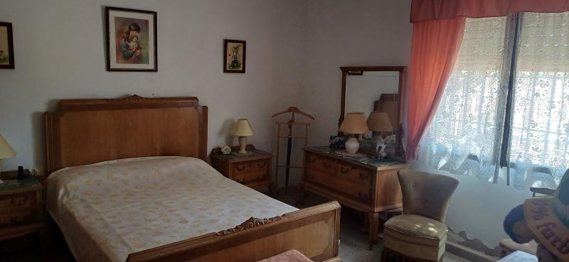 CHALET EN EL TERMINO DE YECLA