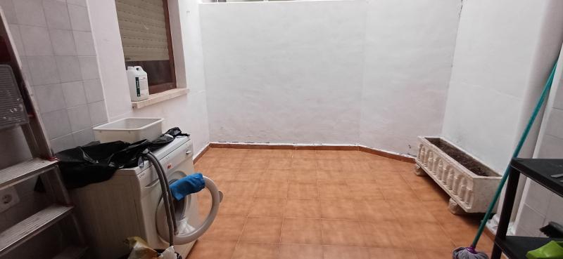 PISO CON ASCENSOR CERCA DEL HOSPITAL Y EN YECLA