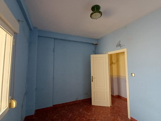 PISO EN CALLE COLON MUY CENTRICO Y EN YECLA