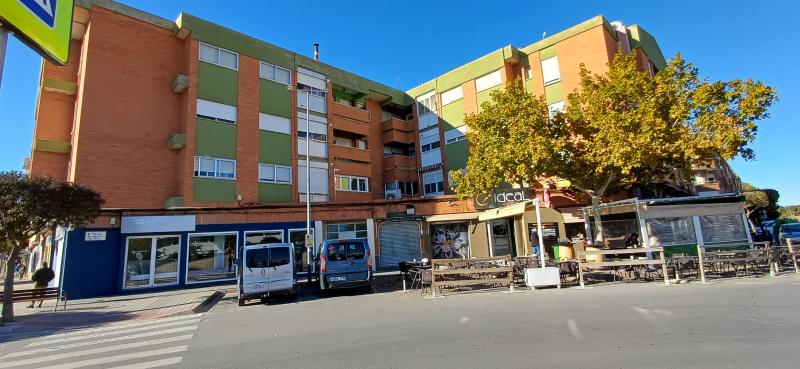 PISO JUNTO AL HOSPITAL Y A LA FERIA DEL MUEBLE DE YECLA.