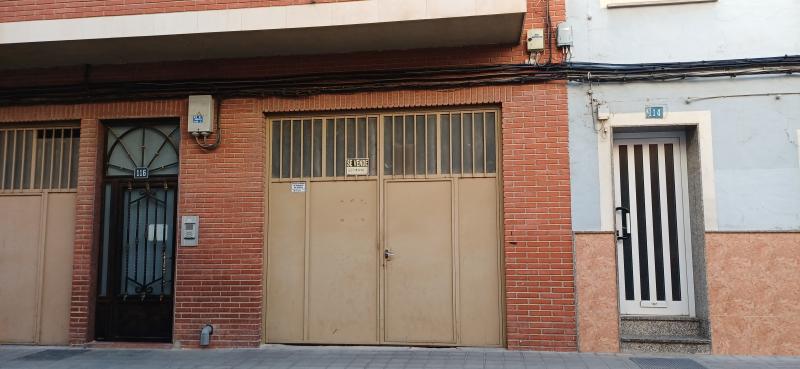 COCHERA INDEPENDIENTE DE 100 METROS EN YECLA