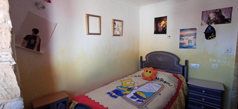 CASA INDEPENDIENTE CERCA DEL AYUNTAMIENTO DE YECLA