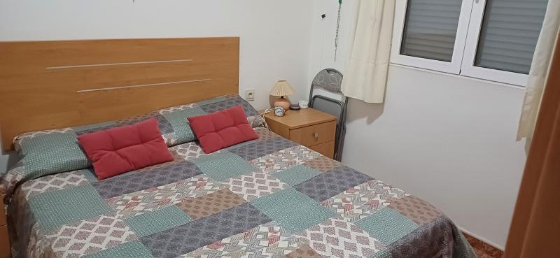 CHALET PARA VIVIR TODO EL AÑO Y MUY CERCA DE YECLA