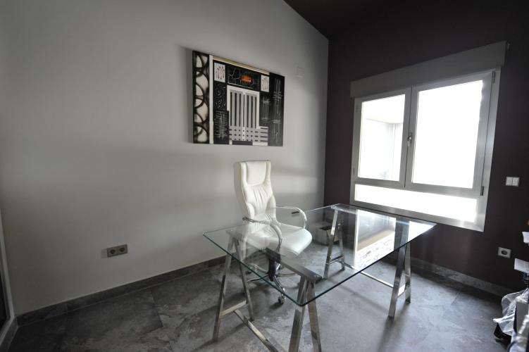 CHALET PARA VIVIR TODO EL AÑO Y EN YECLA