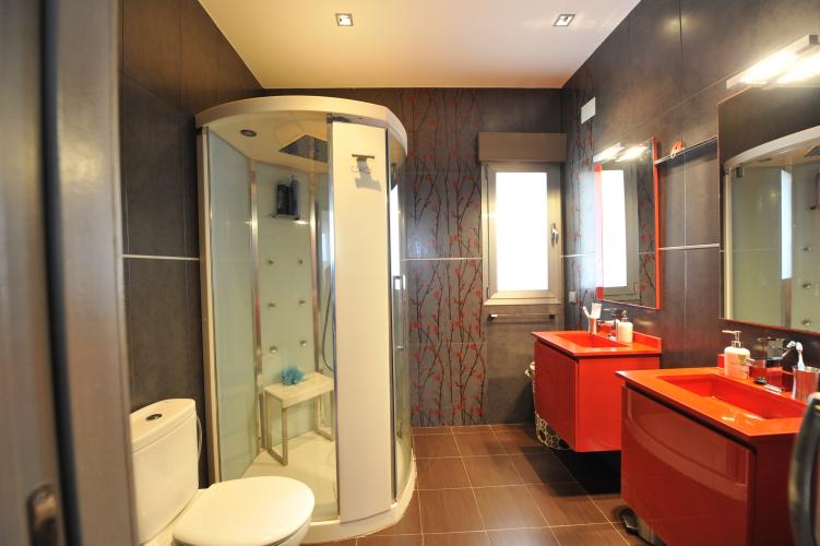 CHALET PARA VIVIR TODO EL AÑO Y EN YECLA